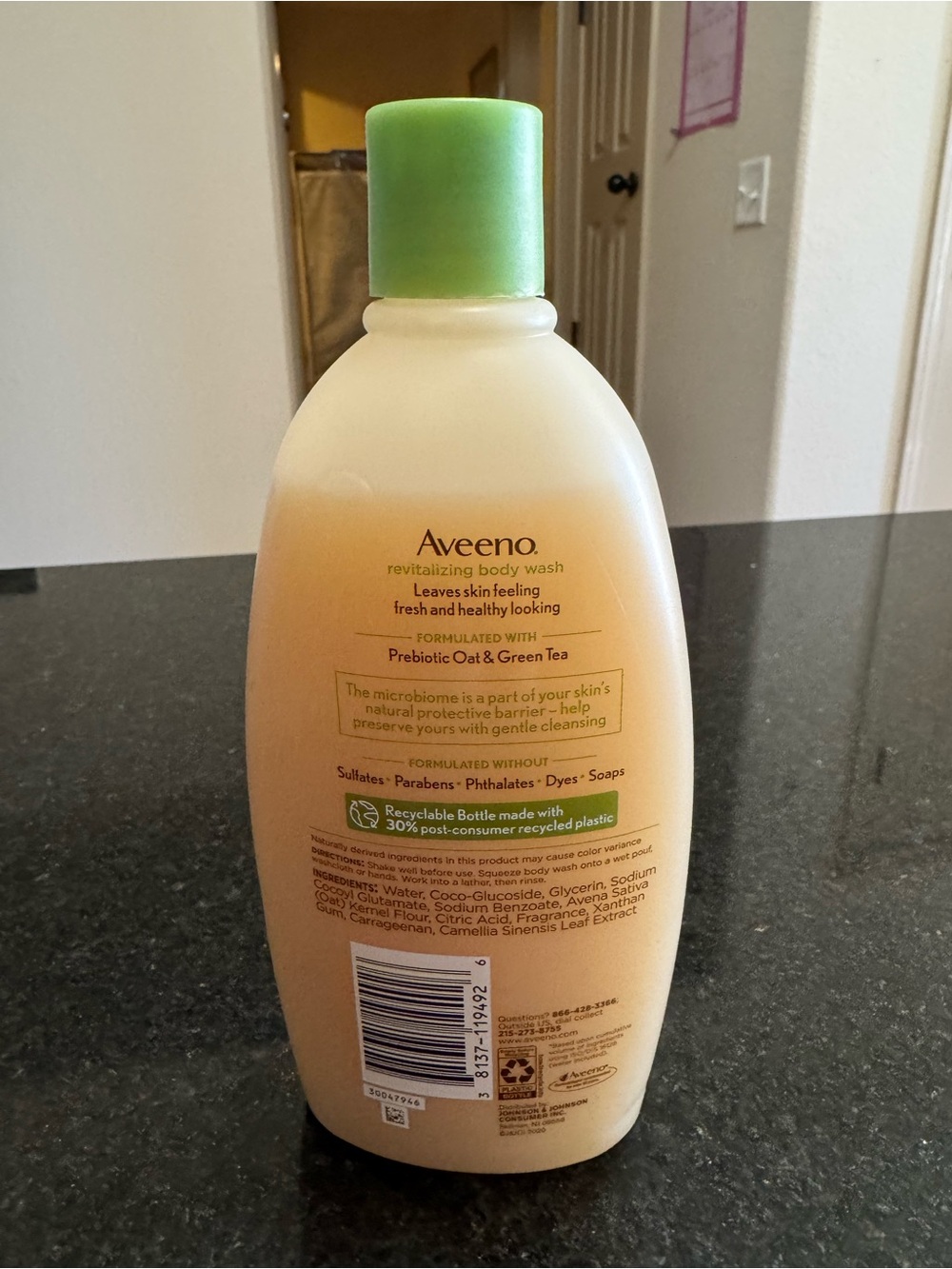 NEW Aveeno Revitalizing Body Wash - Green Tea & Prebiotic Oat - Picture 8 of 8